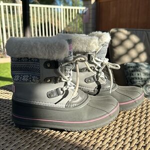 London Fog 🌫️ fuzzy rain/snow boots